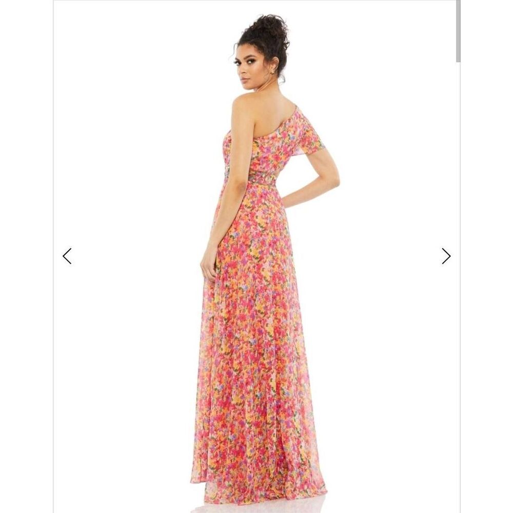 Mac Duggal Style 9157 $498.00. Size 4. H - Picture 2 of 6